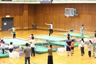 習った技を組み合わせて…