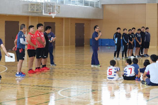 コカ・コーラレッドスパークス、肥後銀行ラグビー部紹介