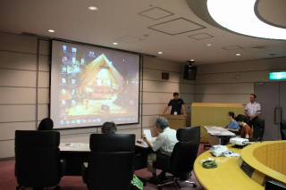 審査会スタート！