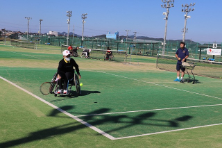 車いすテニス体験