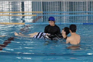 水難救助訓練を実施しました。｜SKS 熊本市スポーツ情報＆施設ガイド