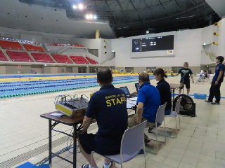 当館スタッフと水泳協会のみなさまで運営