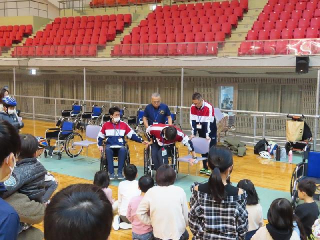 車いす乗り降り