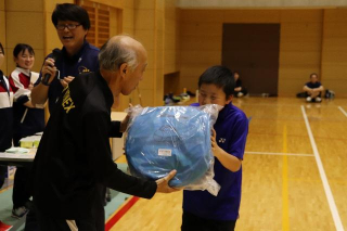 お楽しみ抽選会の様子②