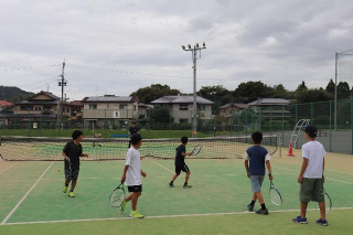 「チャレンジ！小学生テニス」の様子