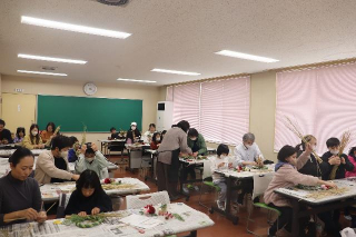 しめ縄作りの様子です